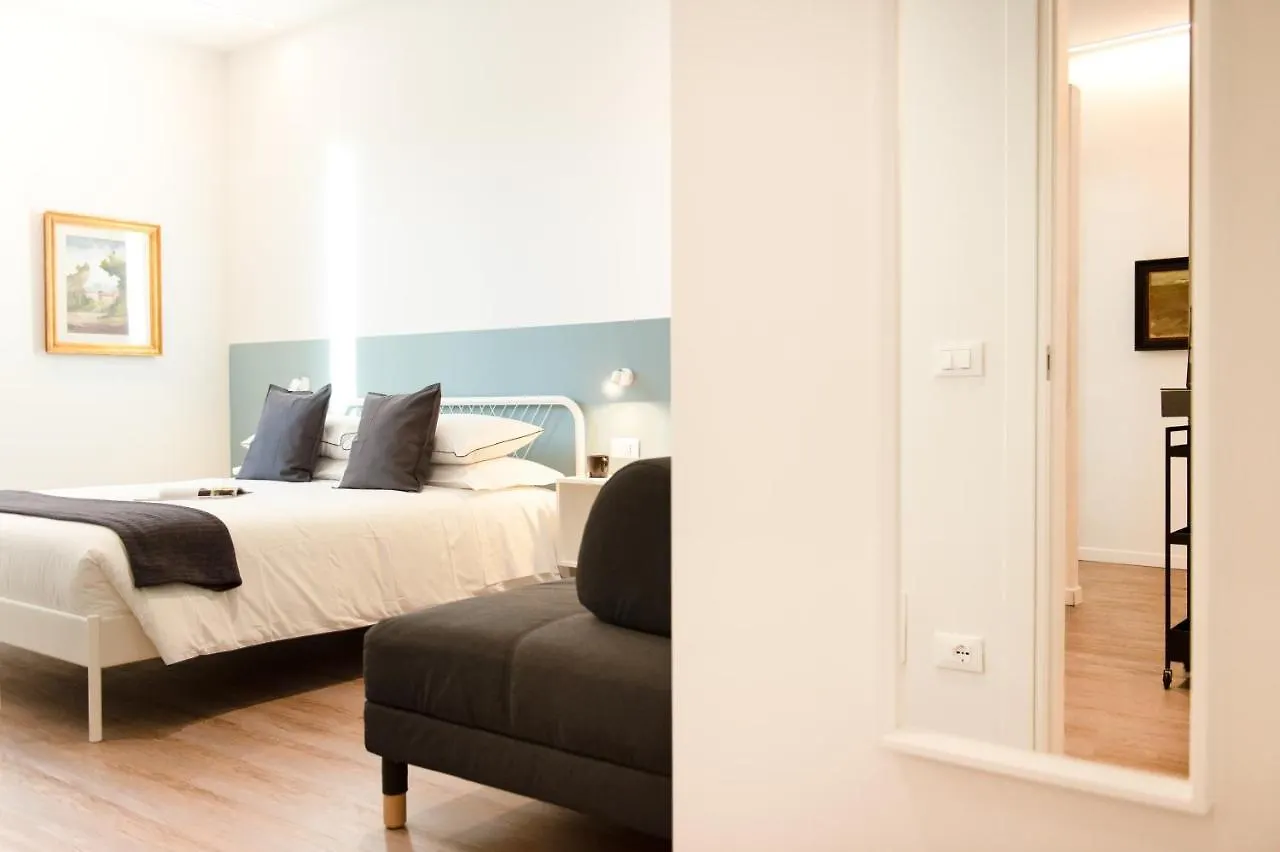 ゲストハウス Smart & Urban Suites - Corso51 リミニ イタリア