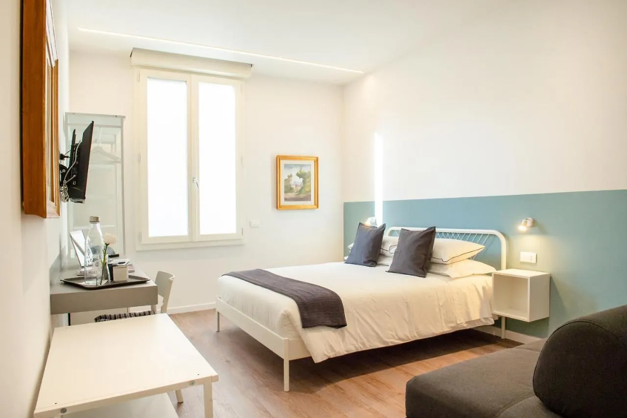Smart & Urban Suites - Corso51 リミニ イタリア